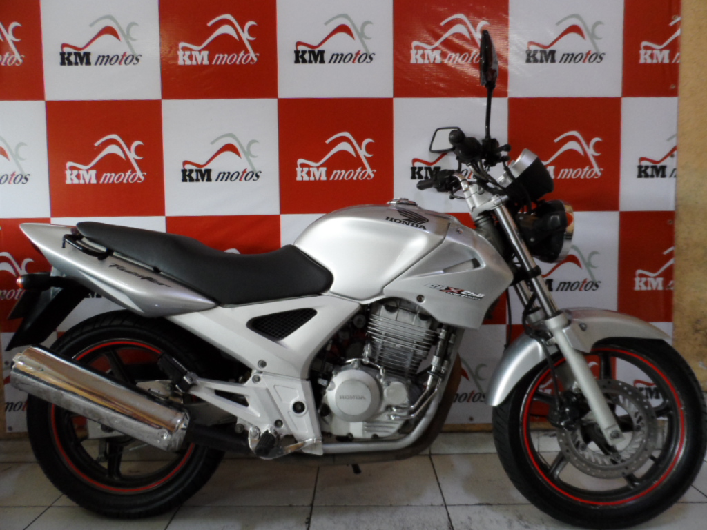 Kmmotos Cbx 250 Twister 05 Prata P Km Motos Sua Loja De Motos Semi Novas 0013