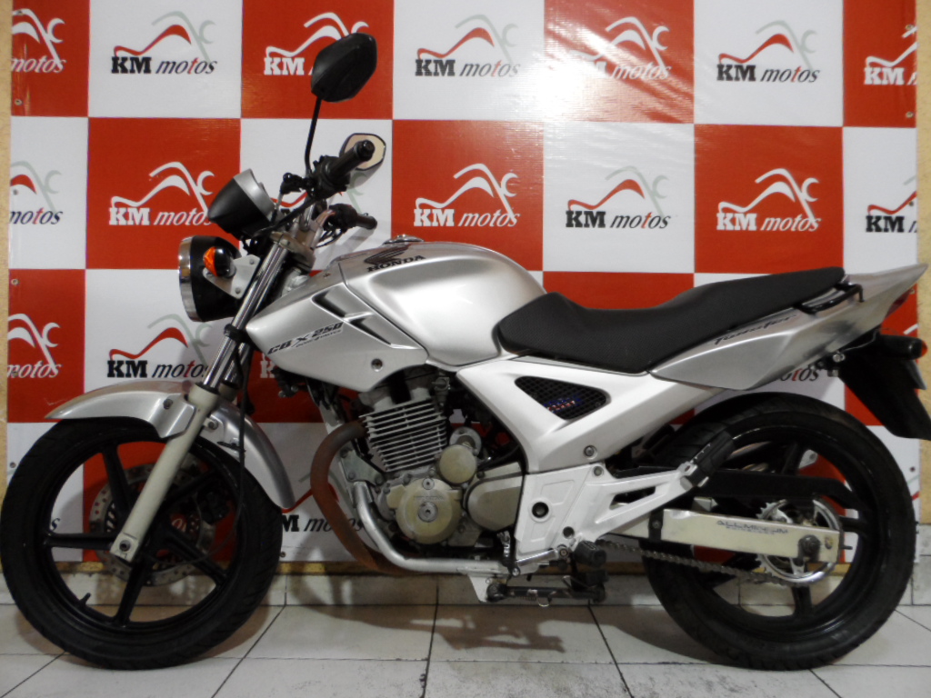 Kmmotos Cbx 250 Twister 06 Prata 1 Km Motos Sua Loja De Motos Semi