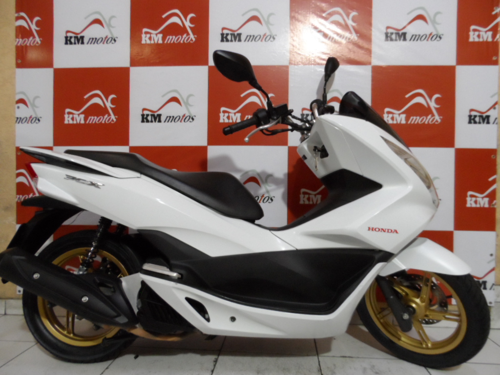 Honda Pcx 150 Dlx Branca 2016 Km Motos Sua Loja De Motos Semi Novas 6694