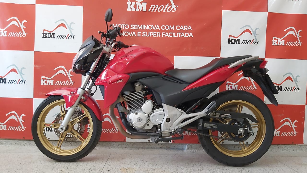 Honda Cb 300r 2015 Vermelha Km Motos Sua Loja De Motos Semi Novas