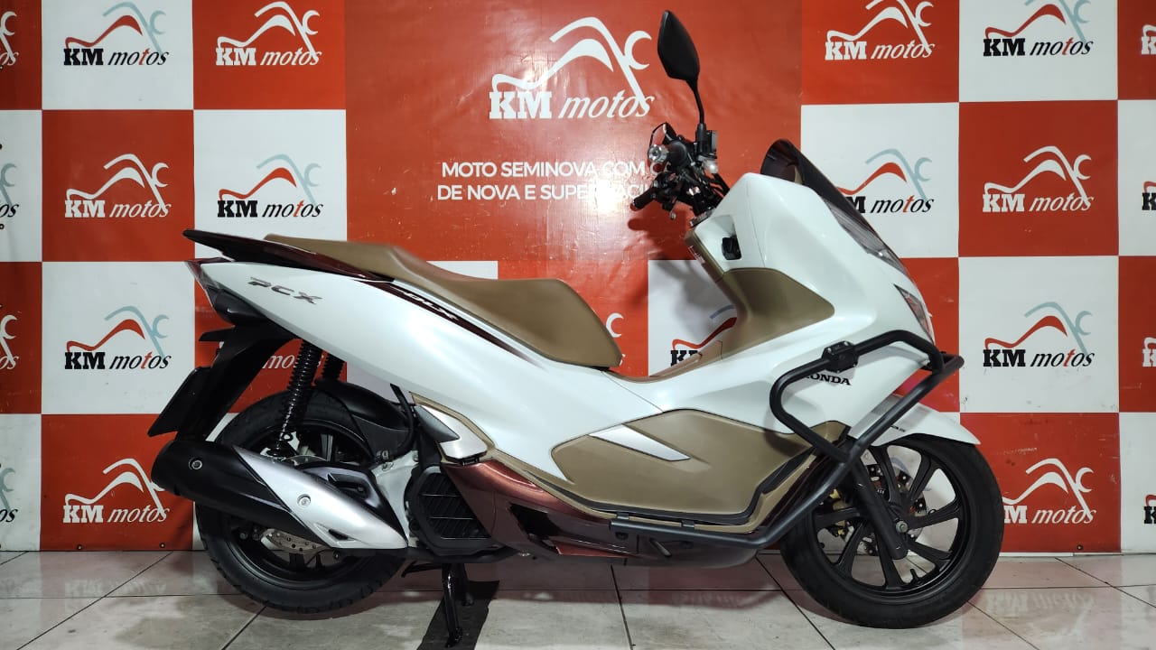 Honda Pcx 150 Dlx Abs 2020 Branca Km Motos Sua Loja De Motos Semi Novas 3147
